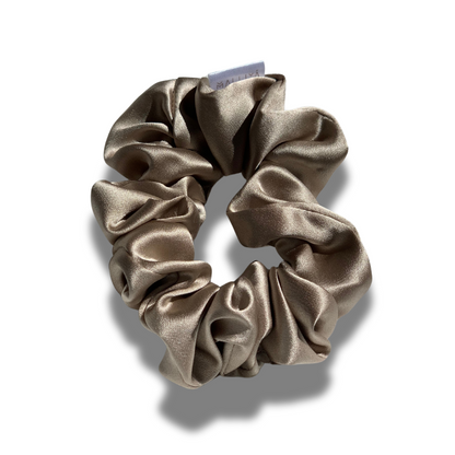hair ties for women | sustainable hair accessories | silk hair ties | silk scrunchies